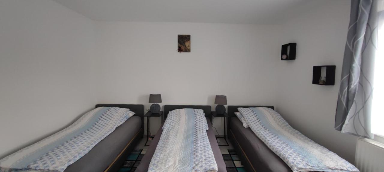 Blu Home/Ferienwohnung Ostrach Екстер'єр фото